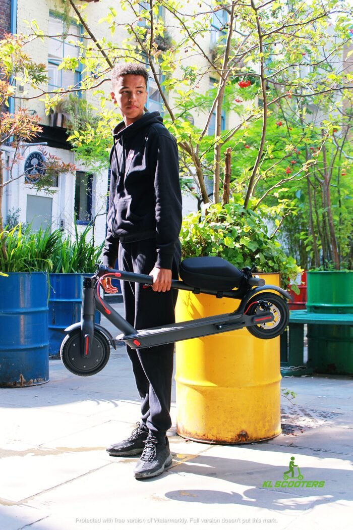Aovo Pro Electric Scooter - Image 4